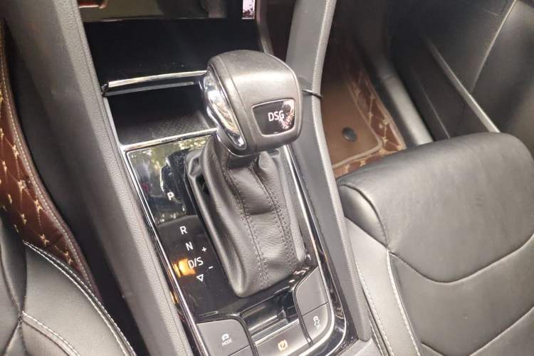 Used Skoda Kodiaq 2018 Facelifted TSI330 5-Seater Two-Wheel-Drive Luxury Enjoyment Edition Gear Lever