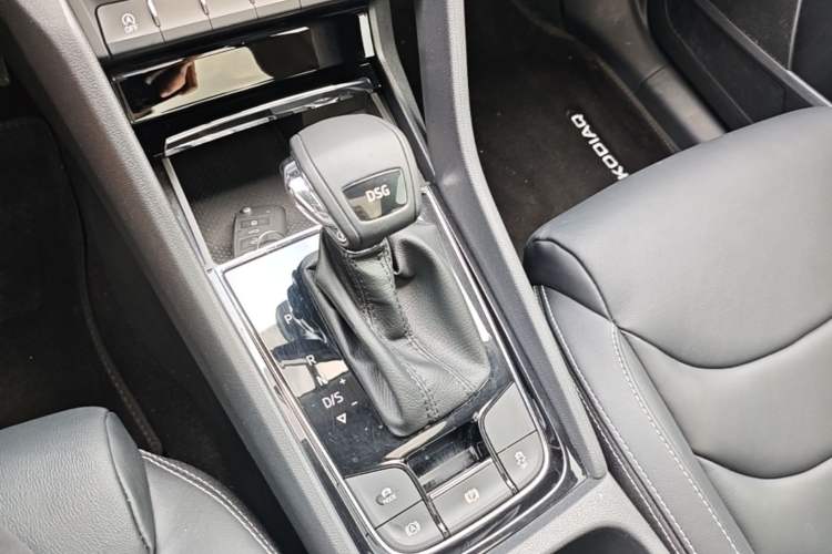 Used Skoda Kodiaq 2018 Restyled TSI330 7-Seater Two-Wheel Drive Luxury Enjoyment Edition Gear Lever