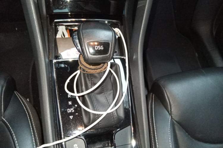 Used Skoda Kodiaq 2018 Facelifted TSI330 5-Seater Two-Wheel-Drive Luxury Enjoyment Edition Gear Lever