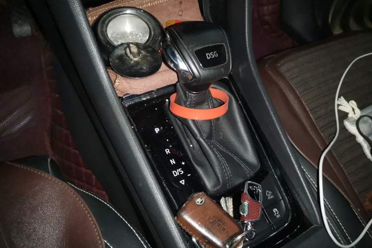 Used Skoda Kodiaq 2018 TSI380 7-Seater Four-Wheel-Drive Flagship Edition Gear Lever