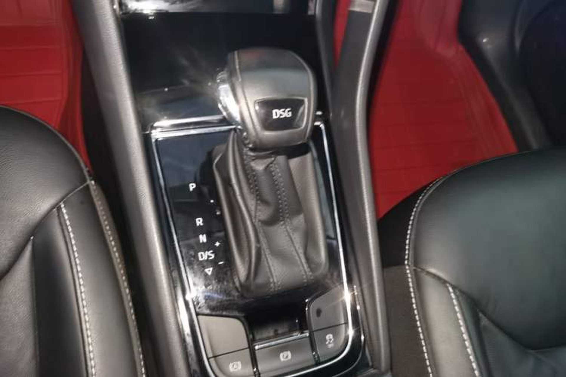 Used Skoda Kodiaq 2018 Facelifted TSI330 5-Seater Two-Wheel-Drive Luxury Edition Gear Lever