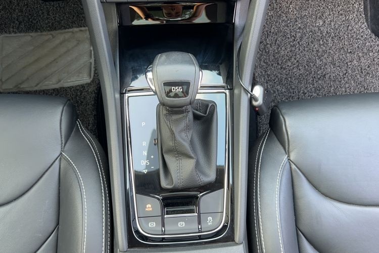 Used Skoda Kodiaq 2018 Restyled TSI330 7-Seater Two-Wheel Drive Luxury Enjoyment Edition Gear Lever