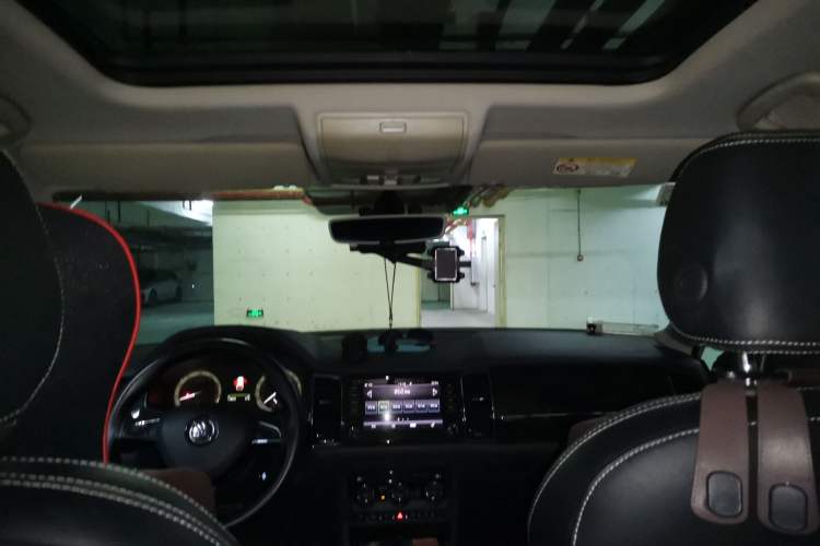 Used Skoda Kodiaq 2018 TSI380 7-Seater Four-Wheel-Drive Flagship Edition Headliner