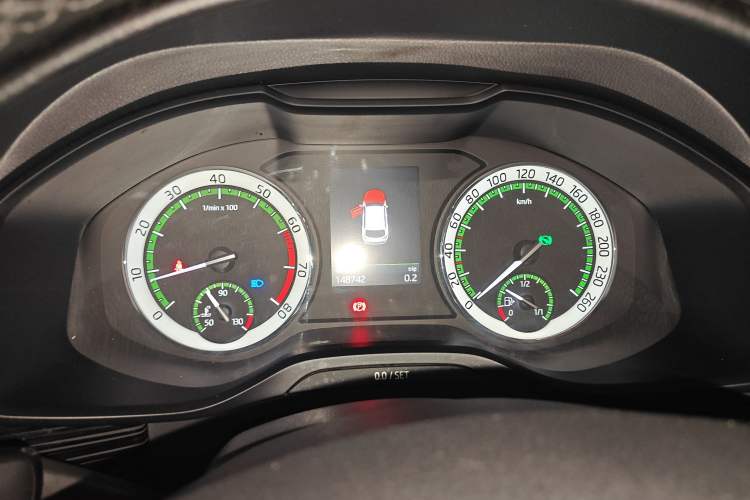 Used Skoda Kodiaq 2018 TSI380 7-Seater Four-Wheel-Drive Flagship Edition Instrument Cluster