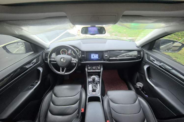 Used Skoda Kodiaq 2018 Restyled TSI330 7-Seater Two-Wheel Drive Luxury Enjoyment Edition Interior 1