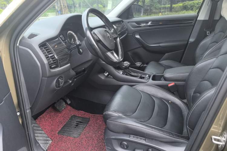 Used Skoda Kodiaq 2018 Restyled TSI330 7-Seater Two-Wheel Drive Luxury Enjoyment Edition Interior 5