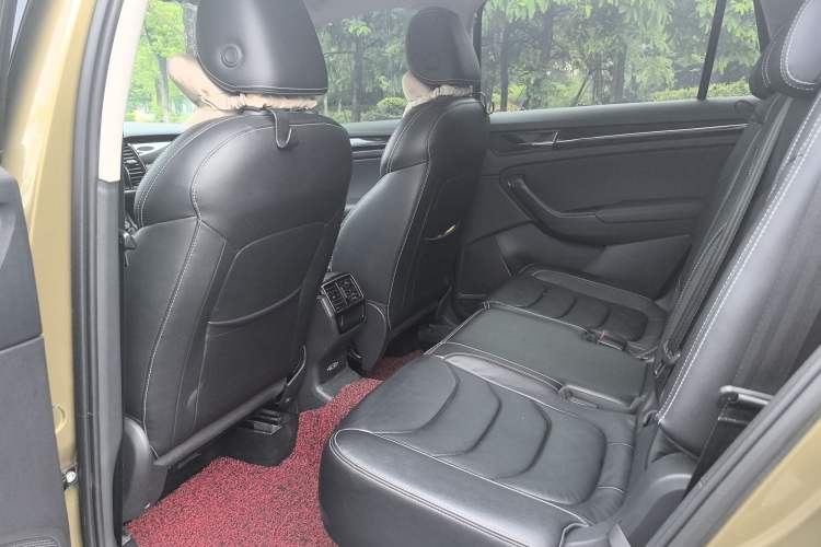 Used Skoda Kodiaq 2018 Restyled TSI330 7-Seater Two-Wheel Drive Luxury Enjoyment Edition Interior 6