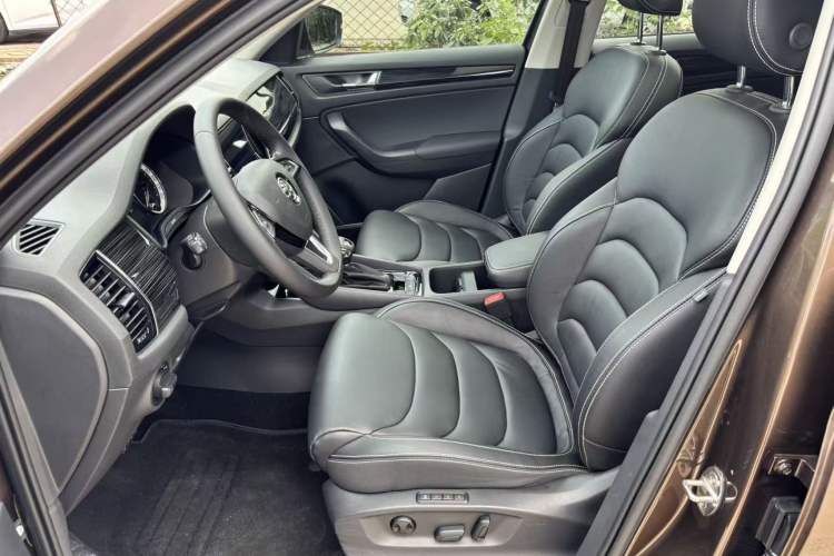 Used Skoda Kodiaq 2018 Restyled TSI330 7-Seater Two-Wheel Drive Luxury Enjoyment Edition Left Front Seat