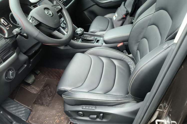 Used Skoda Kodiaq 2018 Facelifted TSI330 5-Seater Two-Wheel-Drive Luxury Enjoyment Edition Left Front Seat