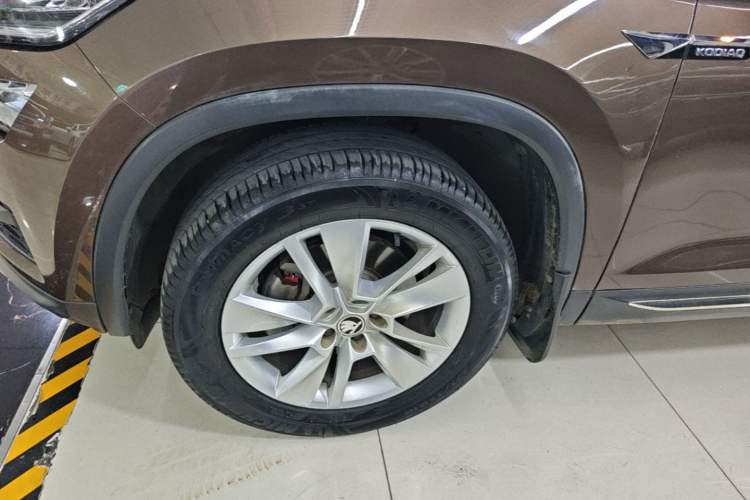 Used Skoda Kodiaq 2018 Facelifted TSI330 5-Seater Two-Wheel-Drive Luxury Enjoyment Edition Left Front Wheel Hub