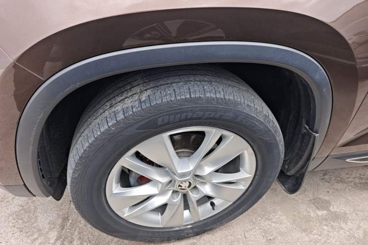 Used Skoda Kodiaq 2018 Facelifted TSI330 5-Seater Two-Wheel-Drive Comfort Edition Left Front Wheel Hub