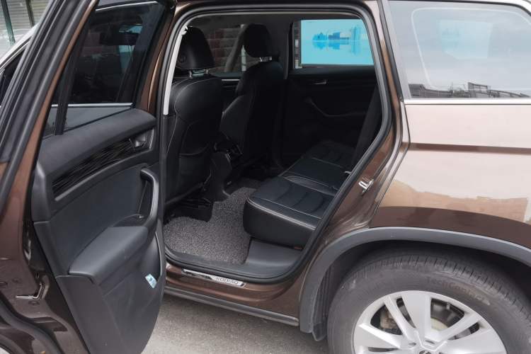 Used Skoda Kodiaq 2018 Facelifted TSI330 5-Seater Two-Wheel-Drive Luxury Enjoyment Edition Left Rear Seat