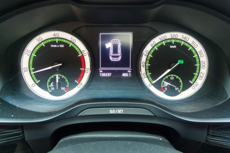 Used Skoda Kodiaq 2018 Restyled TSI330 7-Seater Two-Wheel Drive Luxury Enjoyment Edition Odometer Close Up