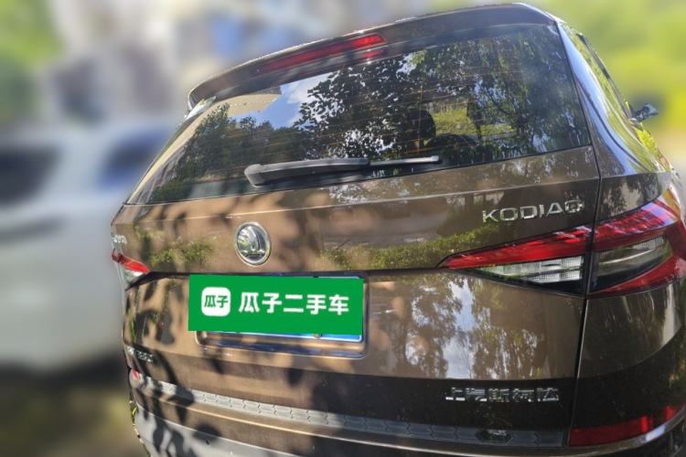 Used Skoda Kodiaq 2018 Facelifted TSI330 5-Seater Two-Wheel-Drive Luxury Enjoyment Edition Rear
