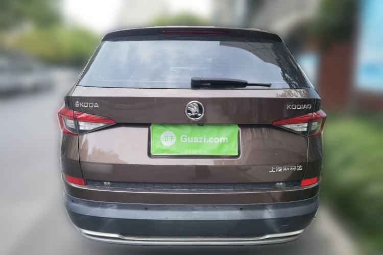 Used Skoda Kodiaq 2018 Facelifted TSI330 5-Seater Two-Wheel-Drive Luxury Enjoyment Edition Rear