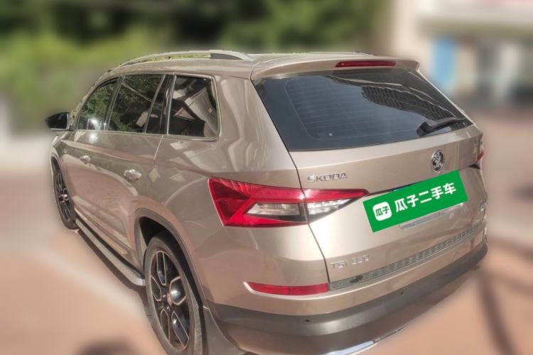 Used Skoda Kodiaq 2018 TSI330 7-Seater Two-Wheel-Drive Luxury Enjoyment Edition Rear Left 45 Deg