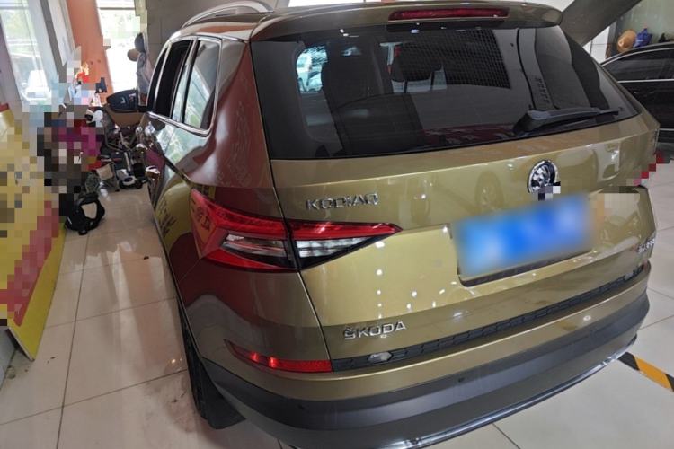 Used Skoda Kodiaq 2018 Facelifted TSI330 5-Seater Two-Wheel-Drive Luxury Enjoyment Edition Rear Left 45 Deg