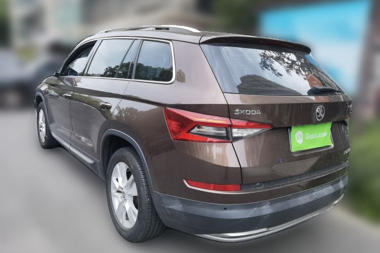 Used Skoda Kodiaq 2018 Facelifted TSI330 5-Seater Two-Wheel-Drive Luxury Enjoyment Edition Rear Left 45 Deg