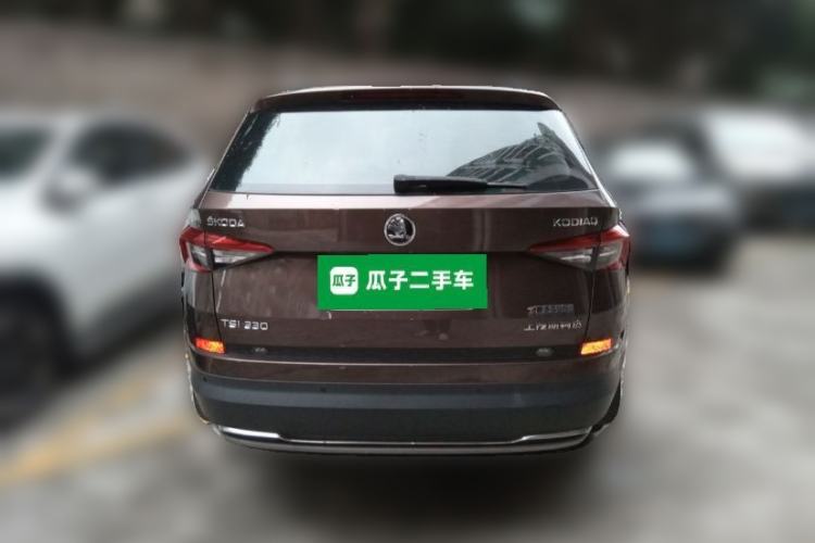Used Skoda Kodiaq 2018 Facelifted TSI330 5-Seater Two-Wheel-Drive Luxury Enjoyment Edition Rear