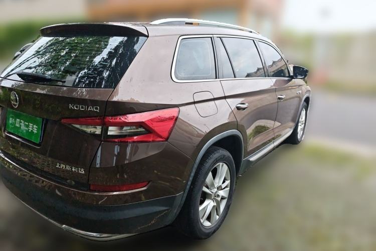 Used Skoda Kodiaq 2018 TSI330 5-Seater Two-Wheel-Drive Luxury Enjoyment Edition Rear Right 45 Deg