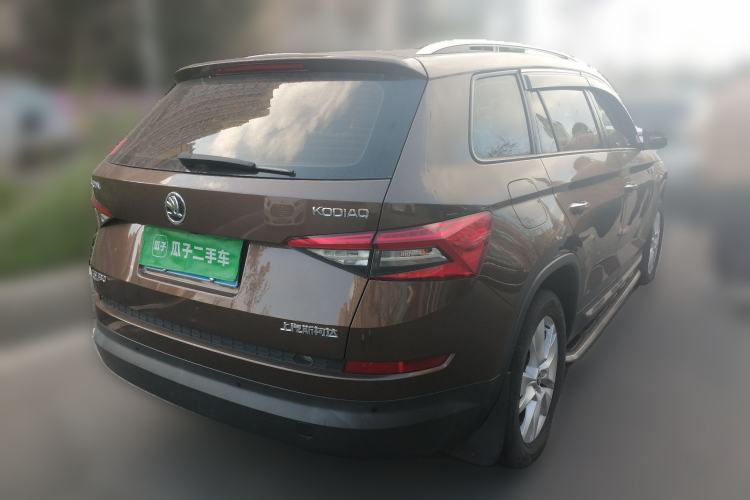 Used Skoda Kodiaq 2018 Facelifted TSI330 5-Seater Two-Wheel-Drive Comfort Edition Rear Right 45 Deg