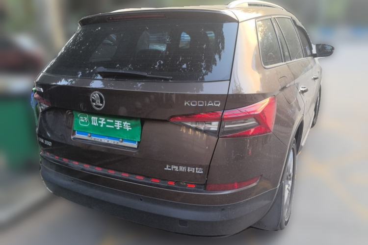 Used Skoda Kodiaq 2018 Facelifted TSI330 5-Seater Two-Wheel-Drive Comfort Edition Rear Right 45 Deg