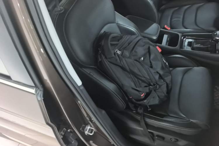 Used Skoda Kodiaq 2018 TSI330 5-Seater Two-Wheel-Drive Luxury Enjoyment Edition Right Front Seat