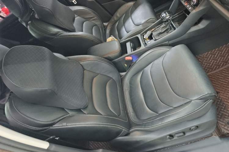 Used Skoda Kodiaq 2018 Facelifted TSI330 5-Seater Two-Wheel-Drive Luxury Enjoyment Edition Right Front Seat