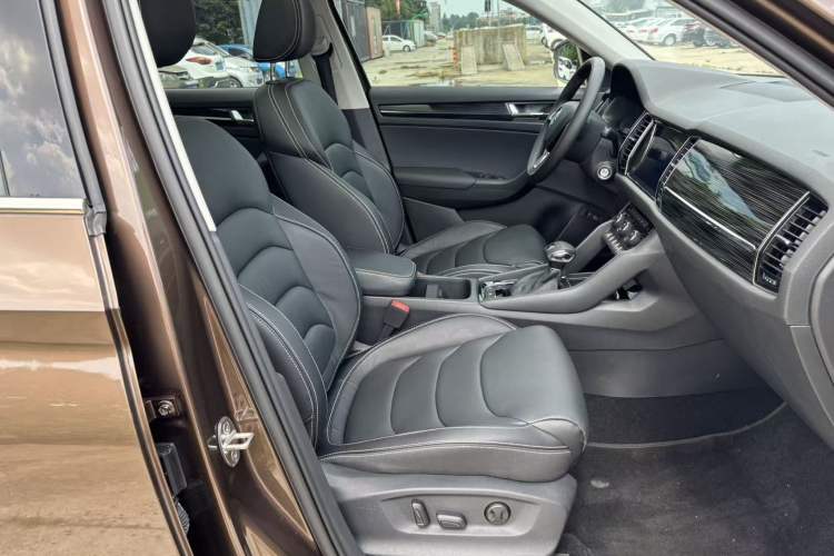 Used Skoda Kodiaq 2018 Restyled TSI330 7-Seater Two-Wheel Drive Luxury Enjoyment Edition Right Front Seat