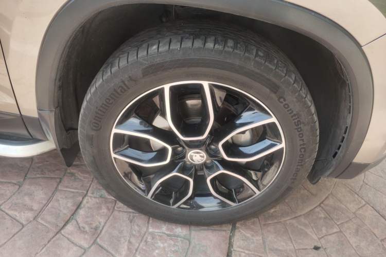 Used Skoda Kodiaq 2018 TSI330 7-Seater Two-Wheel-Drive Luxury Enjoyment Edition Right Front Wheel Hub