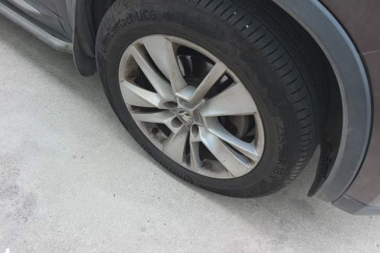 Used Skoda Kodiaq 2018 TSI330 5-Seater Two-Wheel-Drive Luxury Enjoyment Edition Right Front Wheel Hub