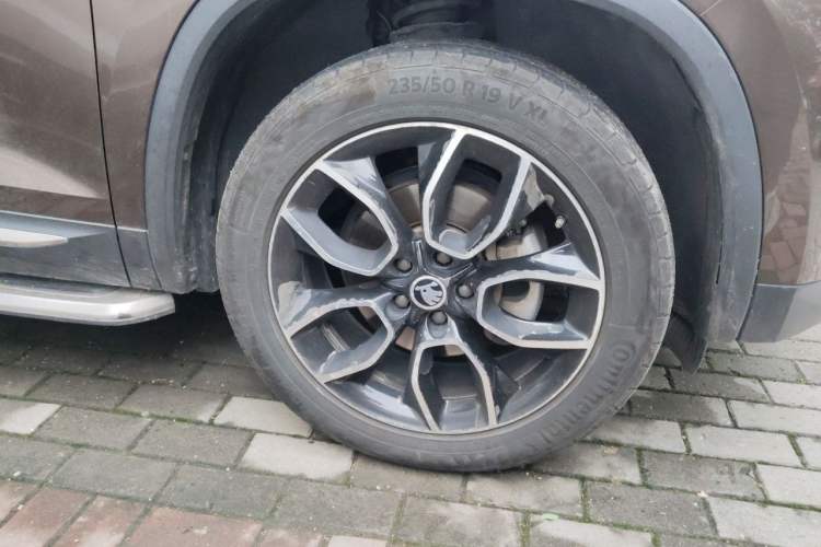 Used Skoda Kodiaq 2018 Restyled TSI330 7-Seater Two-Wheel Drive Luxury Enjoyment Edition Right Front Wheel Hub