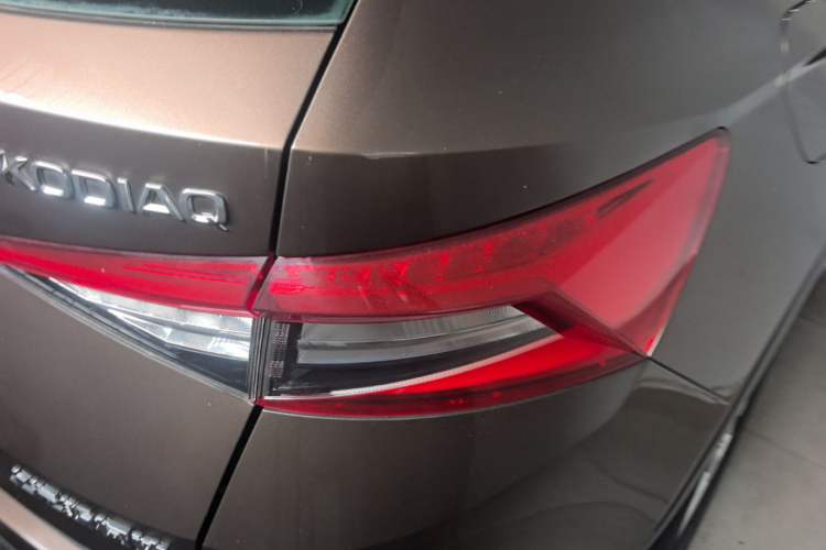 Used Skoda Kodiaq 2018 TSI330 5-Seater Two-Wheel-Drive Luxury Enjoyment Edition Right Rear Taillight