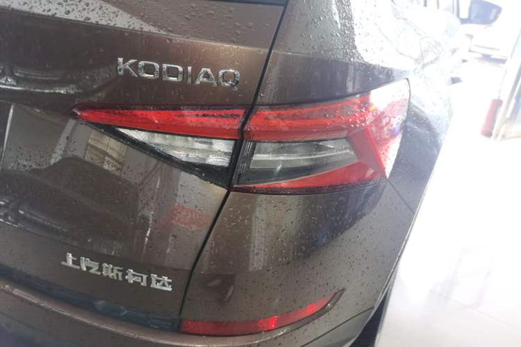 Used Skoda Kodiaq 2018 Facelifted TSI330 5-Seater Two-Wheel-Drive Luxury Edition Right Rear Taillight