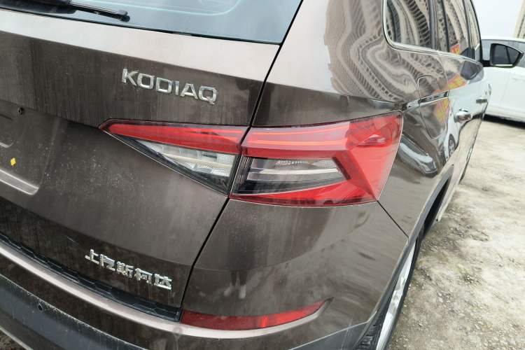 Used Skoda Kodiaq 2018 Facelifted TSI330 5-Seater Two-Wheel-Drive Luxury Enjoyment Edition Right Rear Taillight