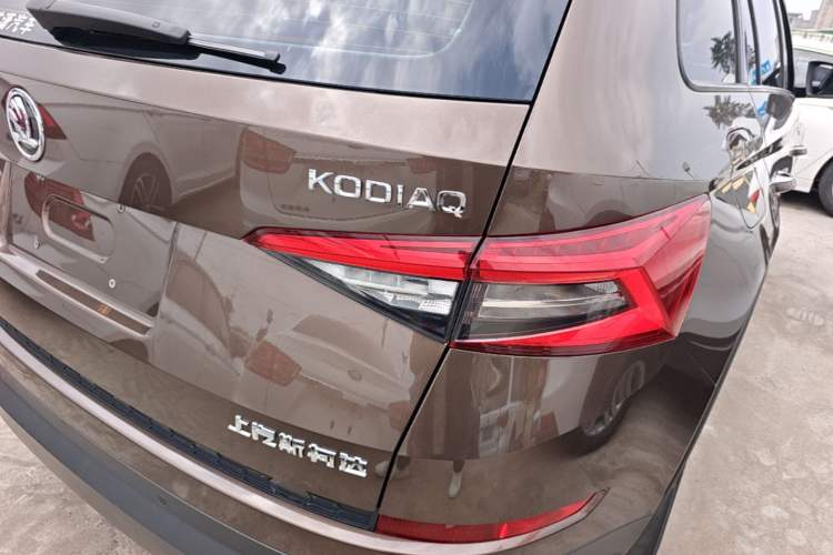Used Skoda Kodiaq 2018 Facelifted TSI330 5-Seater Two-Wheel-Drive Comfort Edition Right Rear Taillight