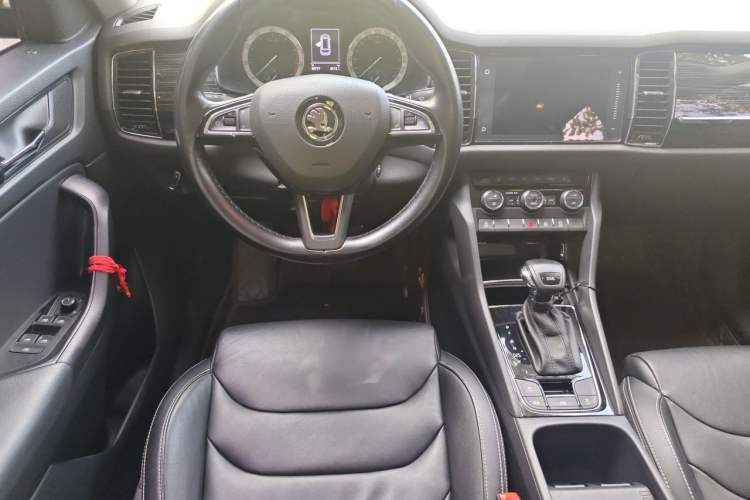 Used Skoda Kodiaq 2018 Facelifted TSI330 5-Seater Two-Wheel-Drive Luxury Enjoyment Edition Steering Wheel
