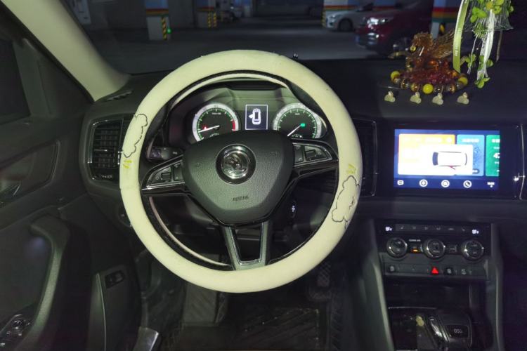 Used Skoda Kodiaq 2018 Facelifted TSI330 5-Seater Two-Wheel-Drive Luxury Enjoyment Edition Steering Wheel
