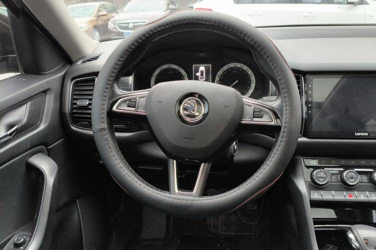 Used Skoda Kodiaq 2018 Facelifted TSI330 5-Seater Two-Wheel-Drive Luxury Enjoyment Edition Steering Wheel