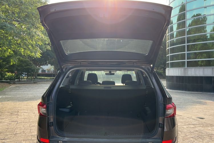 Used Skoda Kodiaq 2018 Restyled TSI330 7-Seater Two-Wheel Drive Luxury Enjoyment Edition Trunk