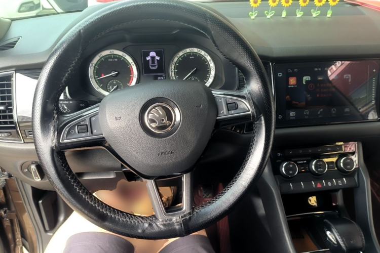 Used Skoda Kodiaq 2018 Restyled TSI330 7-Seater Two-Wheel Drive Luxury Enjoyment Edition Center Console