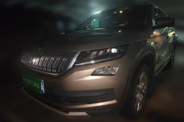 Skoda Kodiaq 2018 Facelifted TSI330 5-Seater Two-Wheel-Drive Luxury Enjoyment Edition d’occasion