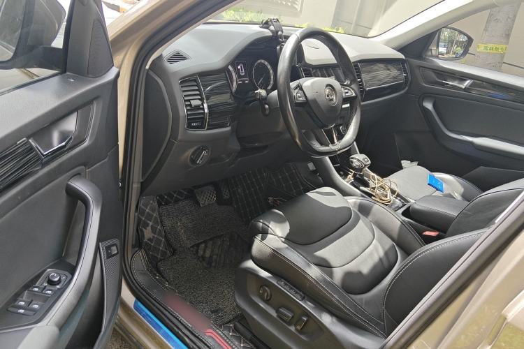 Used Skoda Kodiaq 2018 TSI330 5-Seater Two-Wheel-Drive Luxury Enjoyment Edition Driver Seat