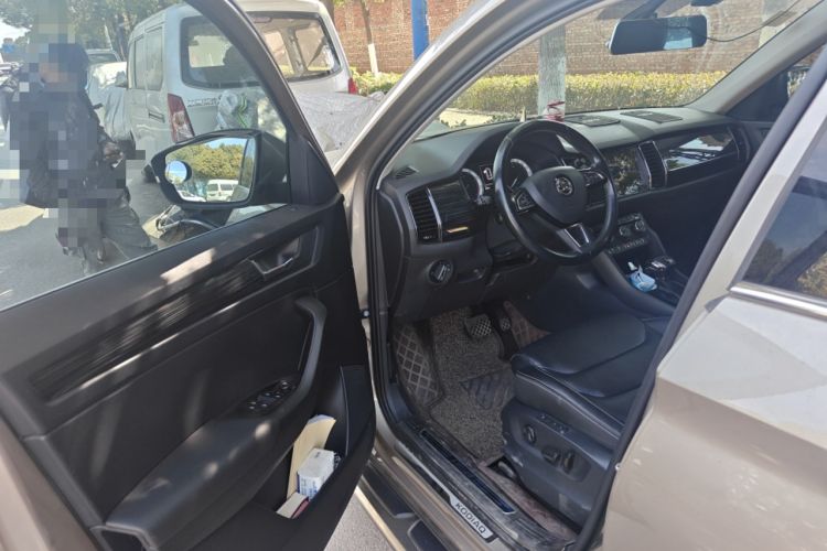 Used Skoda Kodiaq 2018 Facelifted TSI330 5-Seater Two-Wheel-Drive Luxury Enjoyment Edition Driver Seat