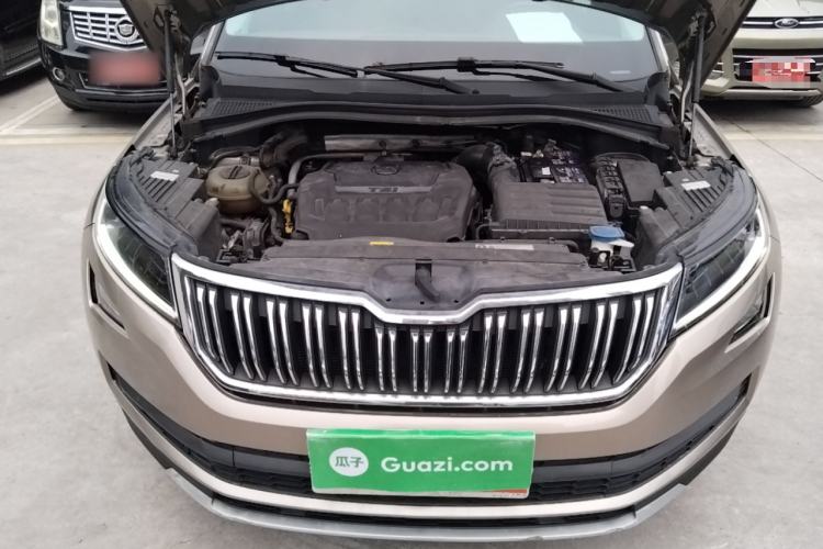 Used Skoda Kodiaq 2018 Facelifted TSI330 5-Seater Two-Wheel-Drive Luxury Enjoyment Edition Engine Bay