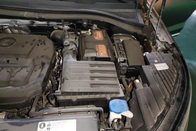 Used Skoda Kodiaq 2018 Facelifted TSI330 5-Seater Two-Wheel-Drive Luxury Enjoyment Edition Engine Bay Left