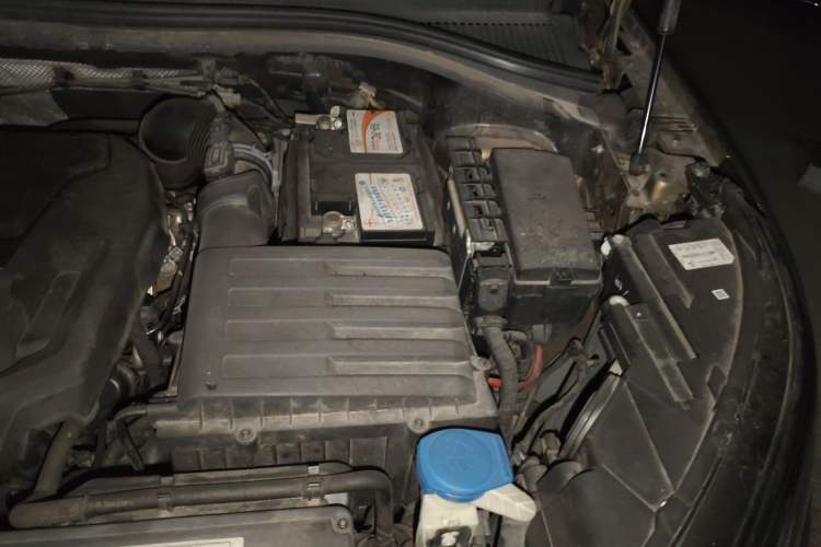 Used Skoda Kodiaq 2018 Facelifted TSI330 5-Seater Two-Wheel-Drive Comfort Edition Engine Bay Left
