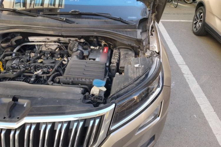 Used Skoda Kodiaq 2018 Facelifted TSI330 5-Seater Two-Wheel-Drive Luxury Enjoyment Edition Engine Bay Left