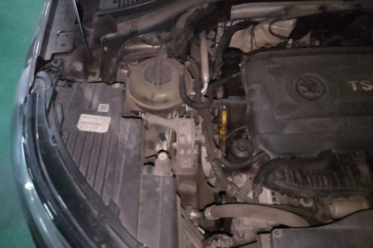 Used Skoda Kodiaq 2018 TSI330 5-Seater Two-Wheel-Drive Luxury Edition Engine Bay Right