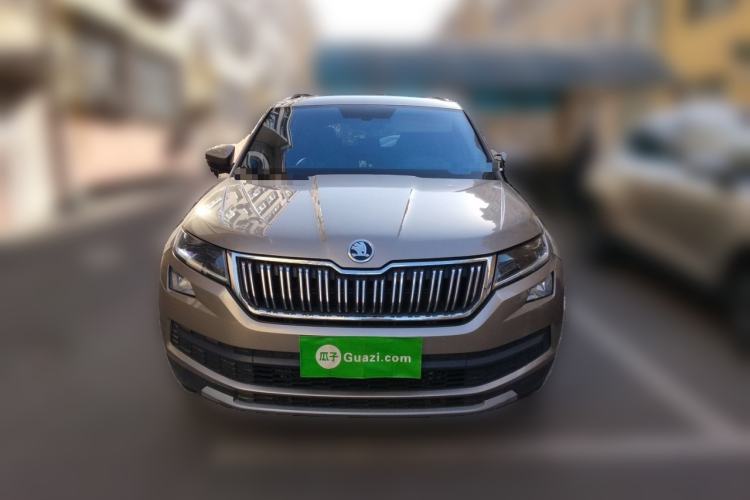 Used Skoda Kodiaq 2018 Facelifted TSI330 5-Seater Two-Wheel-Drive Luxury Enjoyment Edition Front